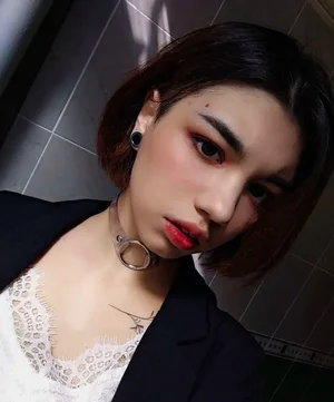 Chloe